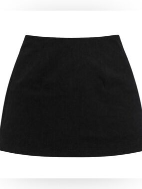 NWT Halara Mini Skort Womens S Black Corduroy High Rise Fall Clean Girl Preppy